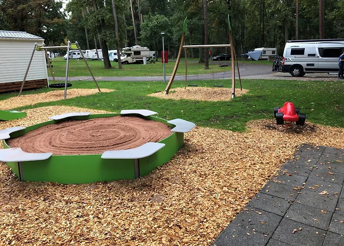 Knaus Campingpark 3* Neurenberg